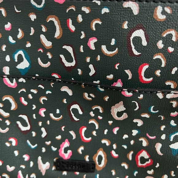 Fossil Cheetah Print Textured Crossbody Bag NWOT - Picture 3 of 4